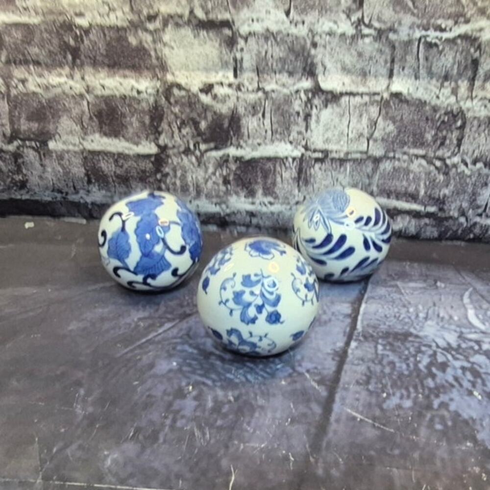 Vintage Set of 3 Decorative Balls White and blue Ceramic Orbs Vase Fillers